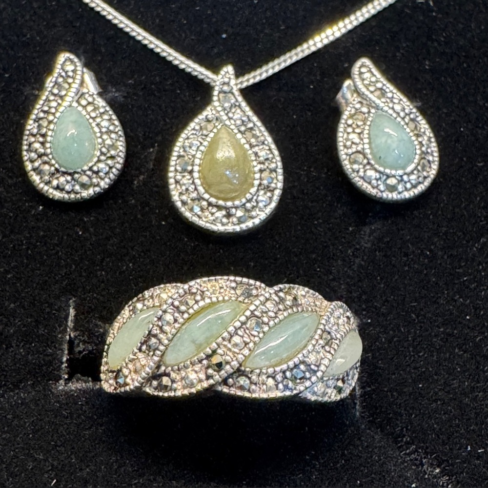 Nevada Jewelry Mines Sterling Silver Vintage Jade Marcasite Set